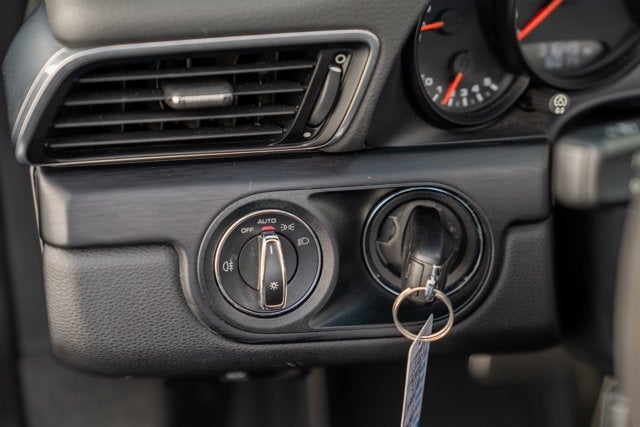 2015 Porsche 911 Carrera GTS