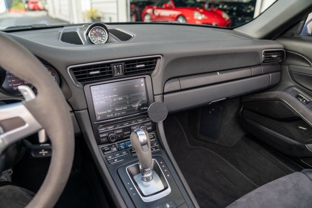 2015 Porsche 911 Carrera GTS