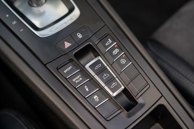 2015 Porsche 911 Carrera GTS