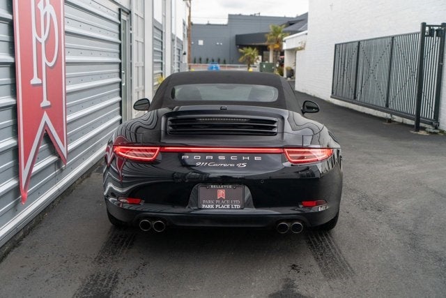 2015 Porsche 911 Carrera 4S