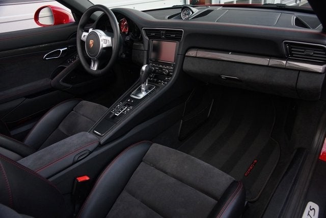 2016 Porsche 911 GTS Cabriolet