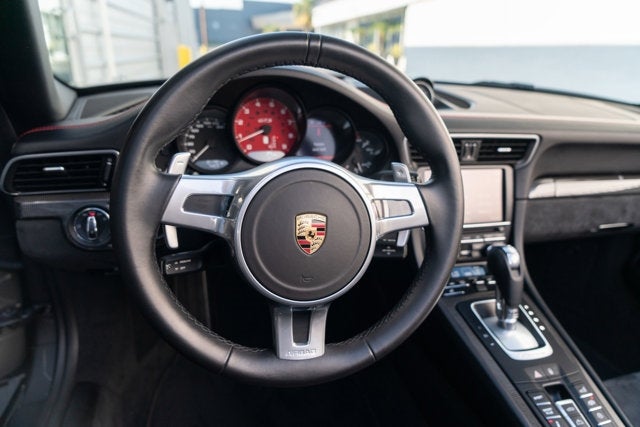 2016 Porsche 911 Carrera GTS