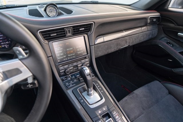 2016 Porsche 911 Carrera GTS