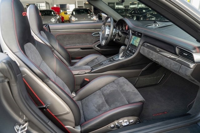 2016 Porsche 911 Carrera GTS