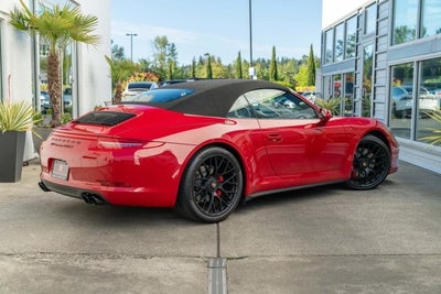 2015 Porsche 911 Carrera 4 GTS