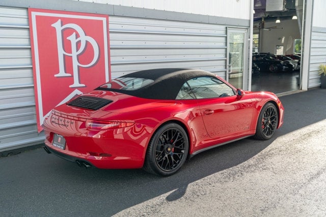 2015 Porsche 911 Carrera 4 GTS