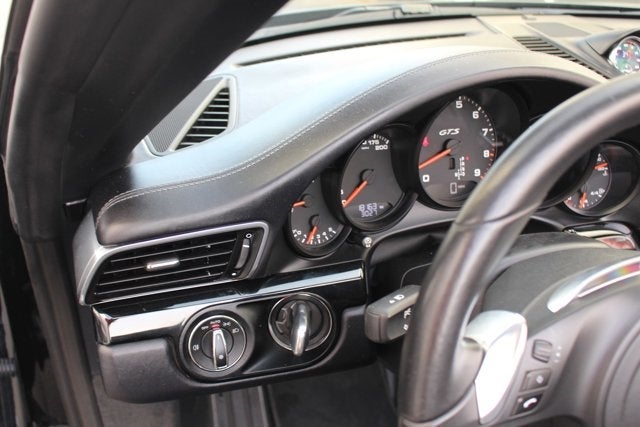 2016 Porsche 911 Carrera GTS