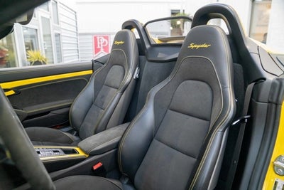 2022 Porsche 718 Spyder Roadster