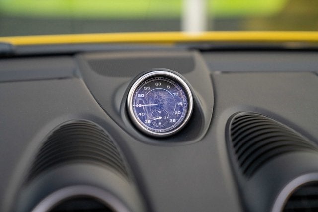 2022 Porsche 718 Spyder Roadster