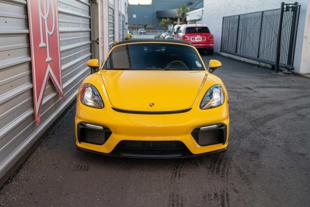 2022 Porsche 718 Spyder Roadster