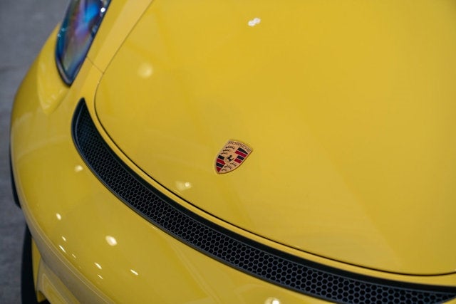 2022 Porsche 718 Spyder Roadster