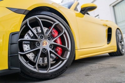 2022 Porsche 718 Spyder Roadster