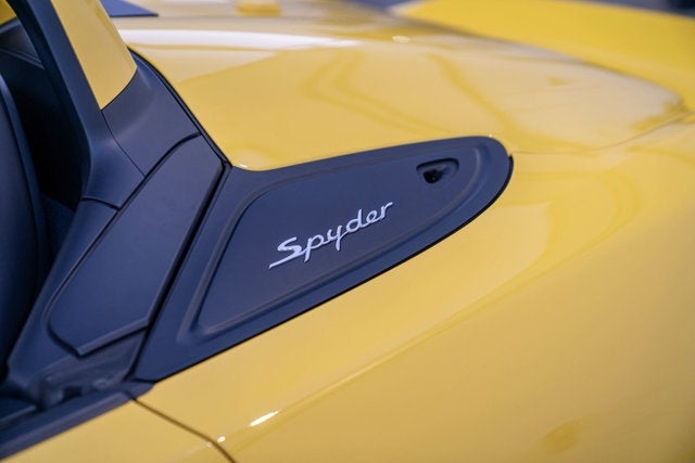 2022 Porsche 718 Spyder Roadster