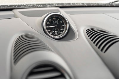 2022 Porsche 718 Spyder Roadster