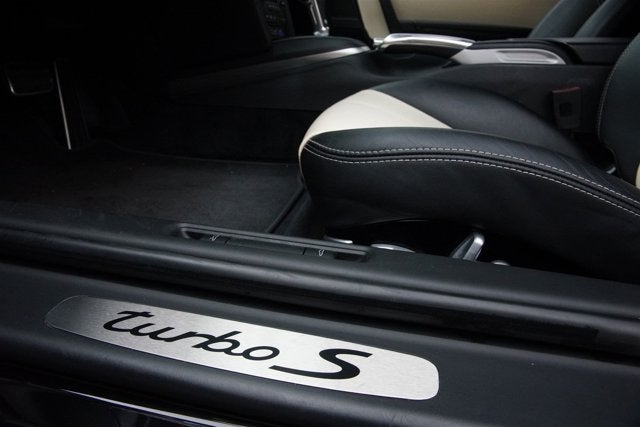 2011 Porsche 911 Turbo S Cabriolet