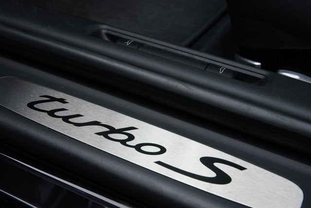 2011 Porsche 911 Turbo S Cabriolet