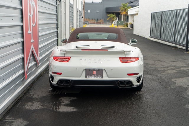 2015 Porsche 911 Turbo S