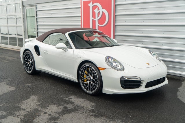 2015 Porsche 911 Turbo S