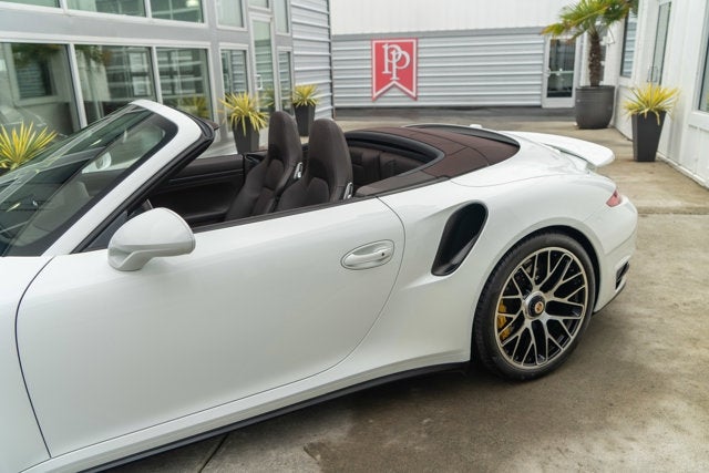 2015 Porsche 911 Turbo S