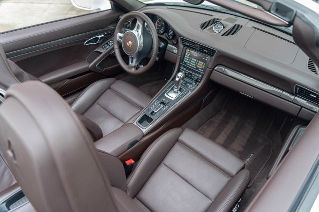 2015 Porsche 911 Turbo S