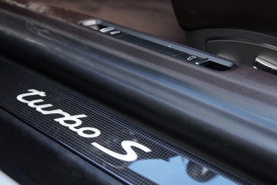 2015 Porsche 911 Turbo S Cabriolet