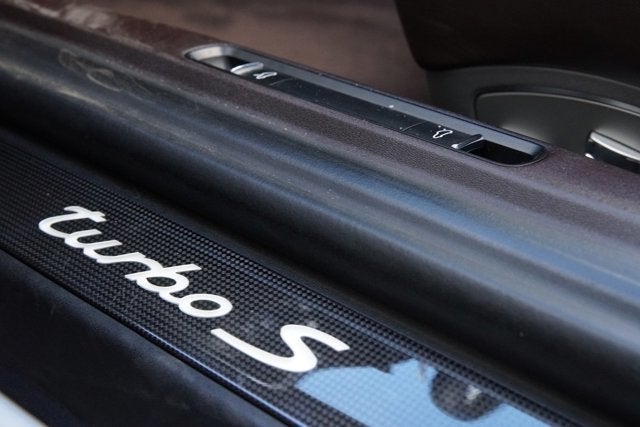 2015 Porsche 911 Turbo S Cabriolet