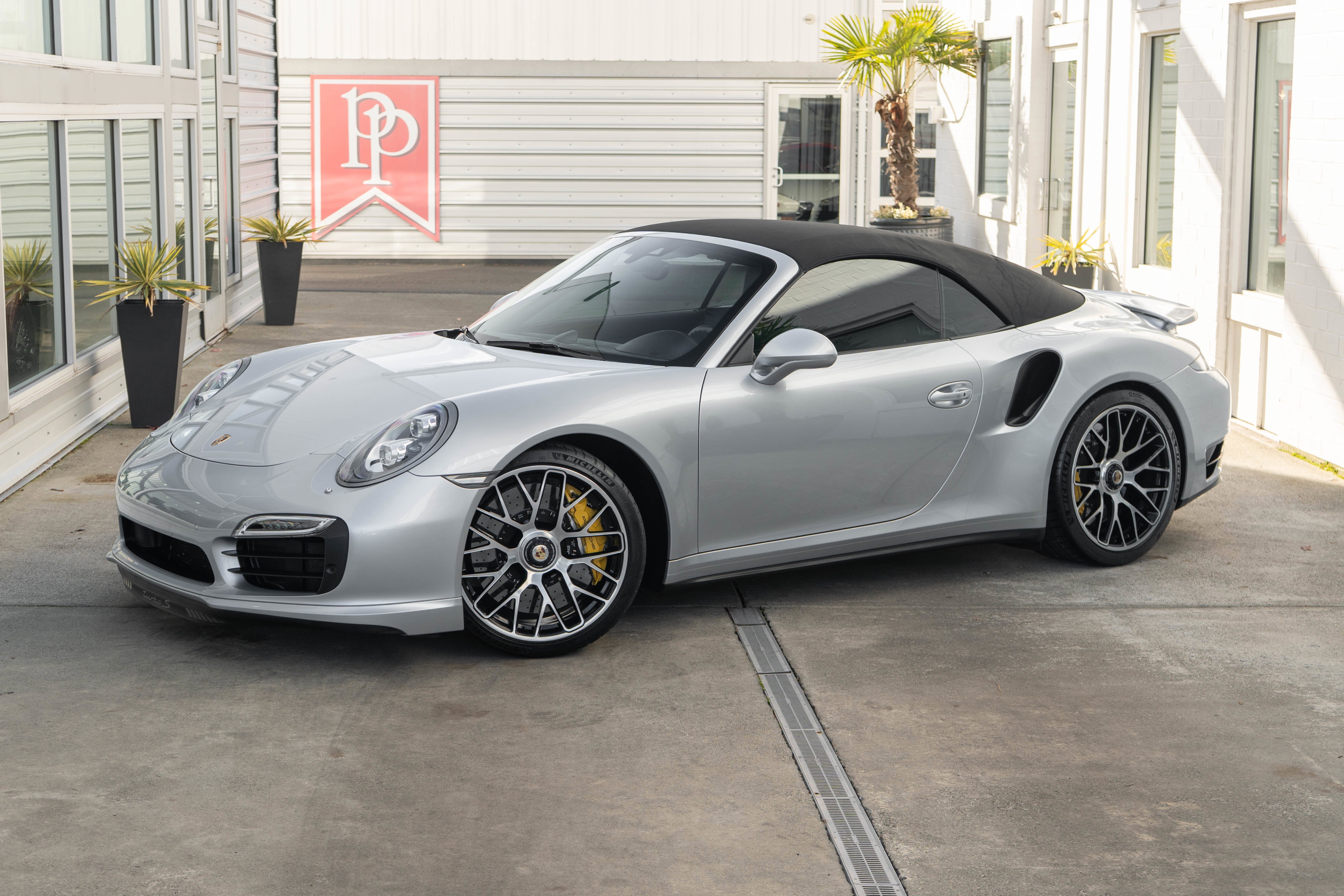 2014 Porsche 911 Turbo S