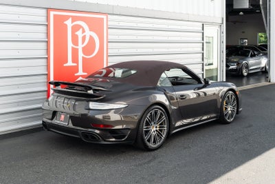 2015 Porsche 911 Turbo S