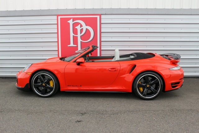 2016 Porsche 911 Turbo S Cabriolet