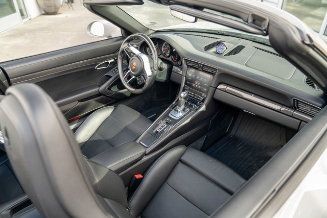 2019 Porsche 911 Turbo S