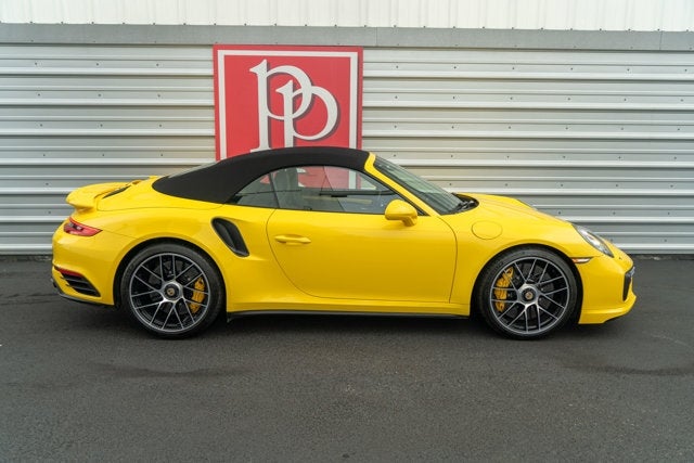 2017 Porsche 911 Turbo S Cabriolet