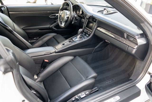 2015 Porsche 911 Turbo S