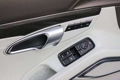 2016 Porsche 911 Turbo S