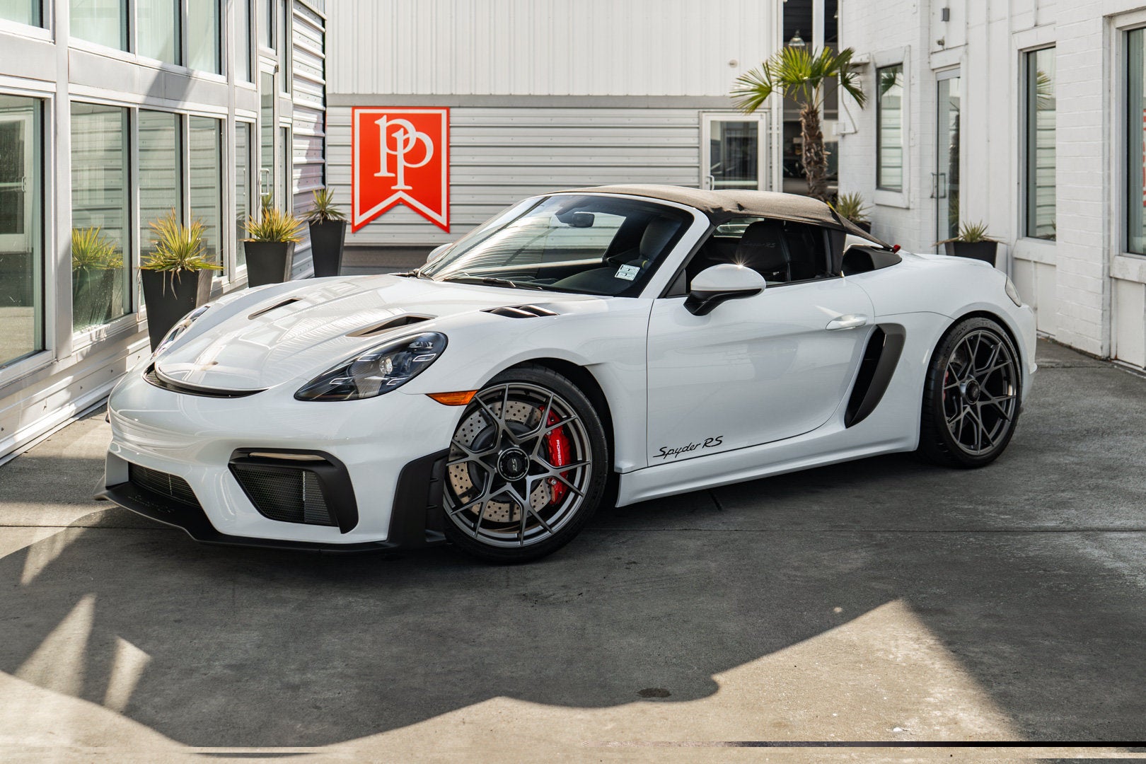 2025 Porsche 718 Spyder RS