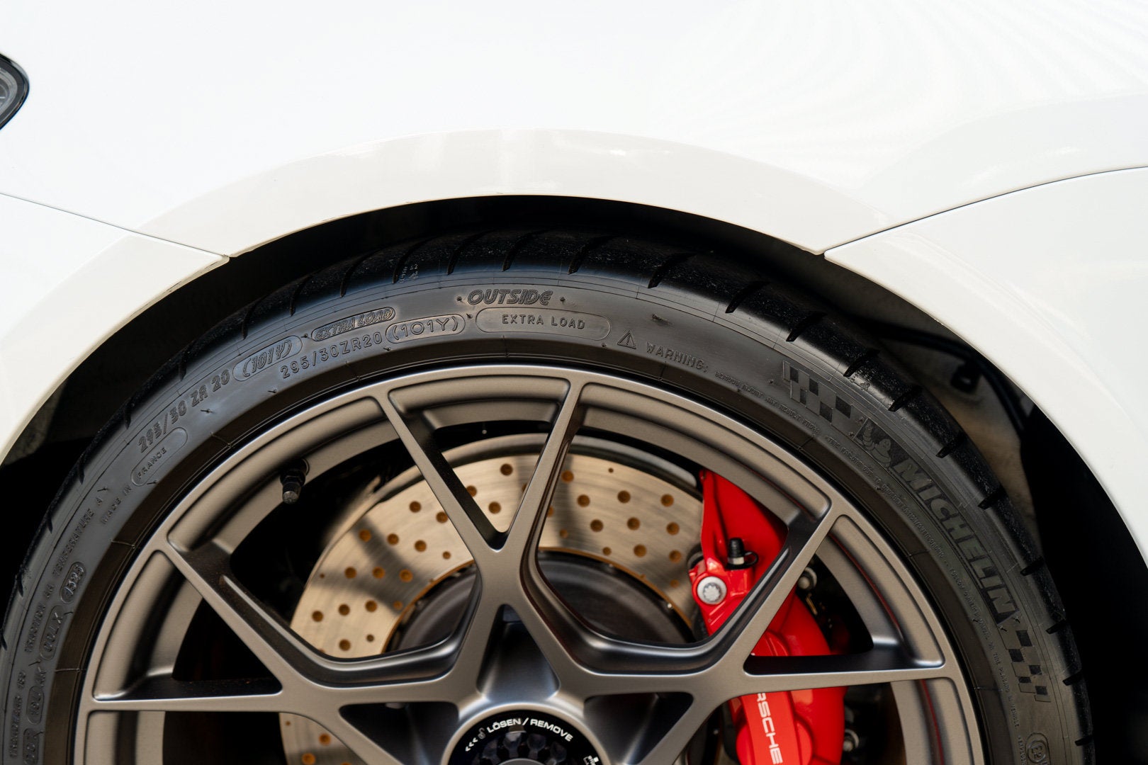 2025 Porsche 718 Spyder RS