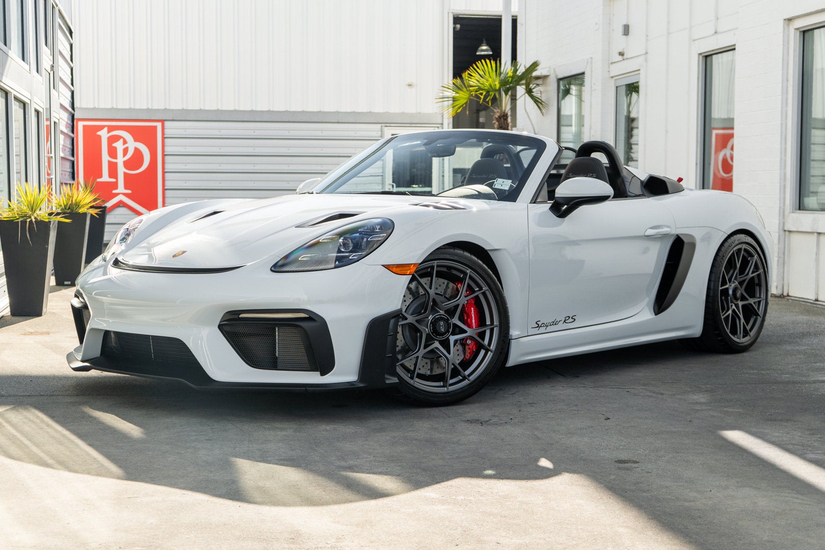 2025 Porsche 718 Spyder RS