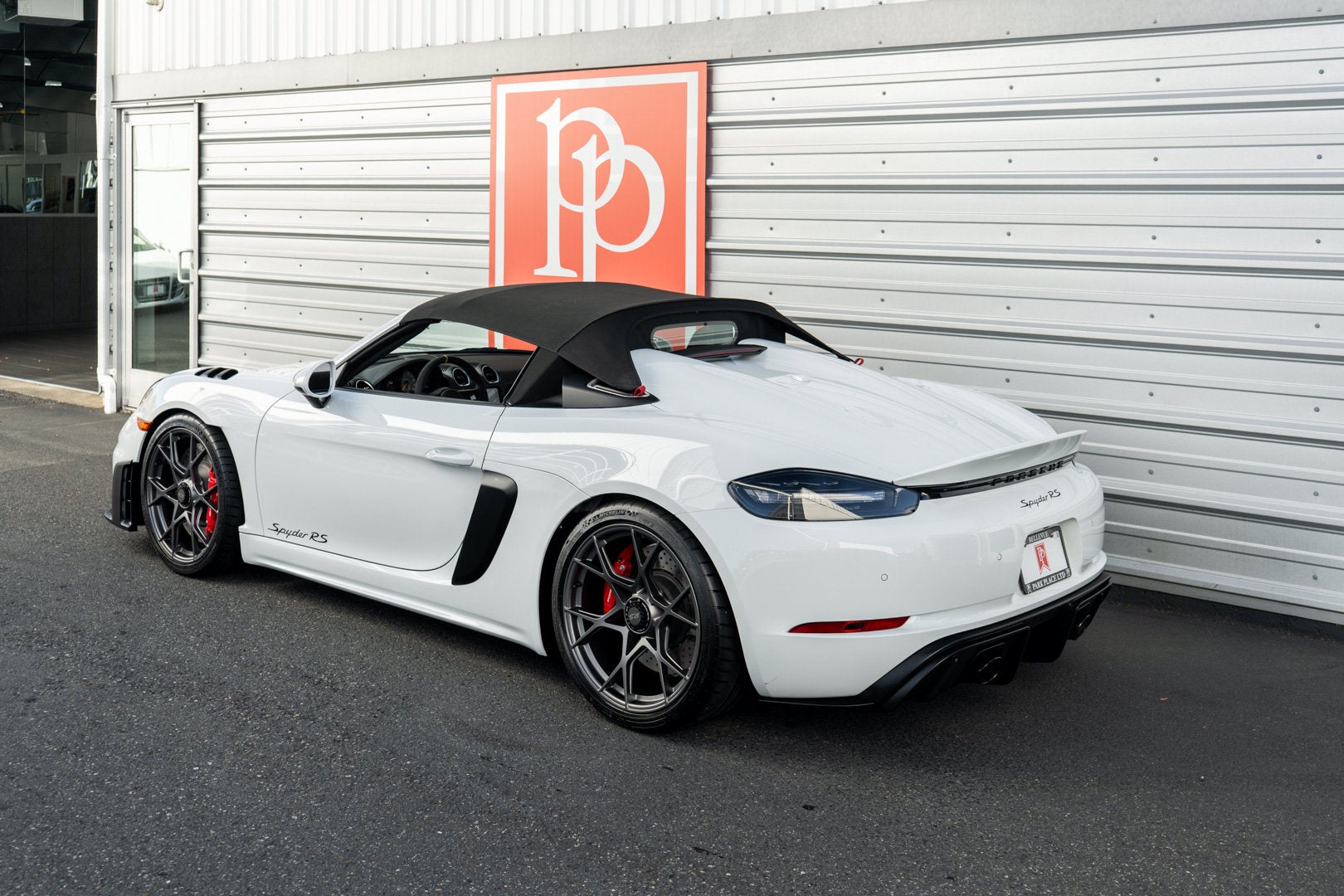 2025 Porsche 718 Spyder RS
