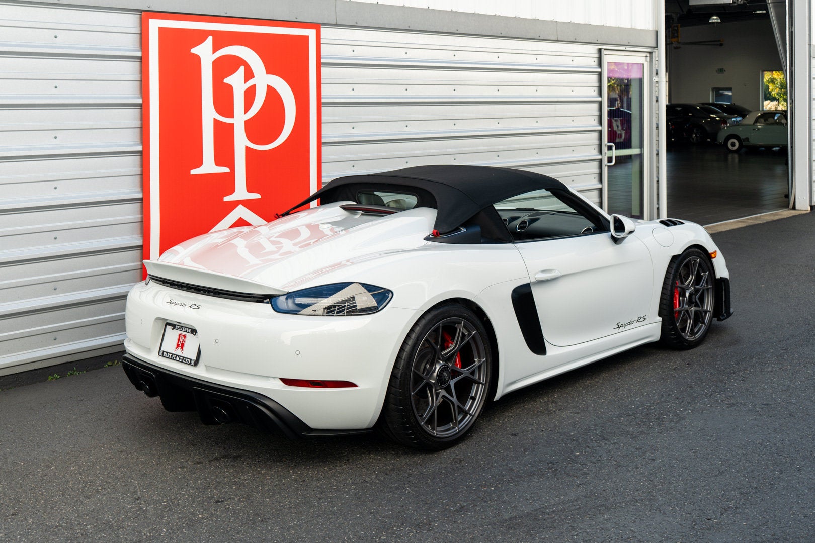 2025 Porsche 718 Spyder RS