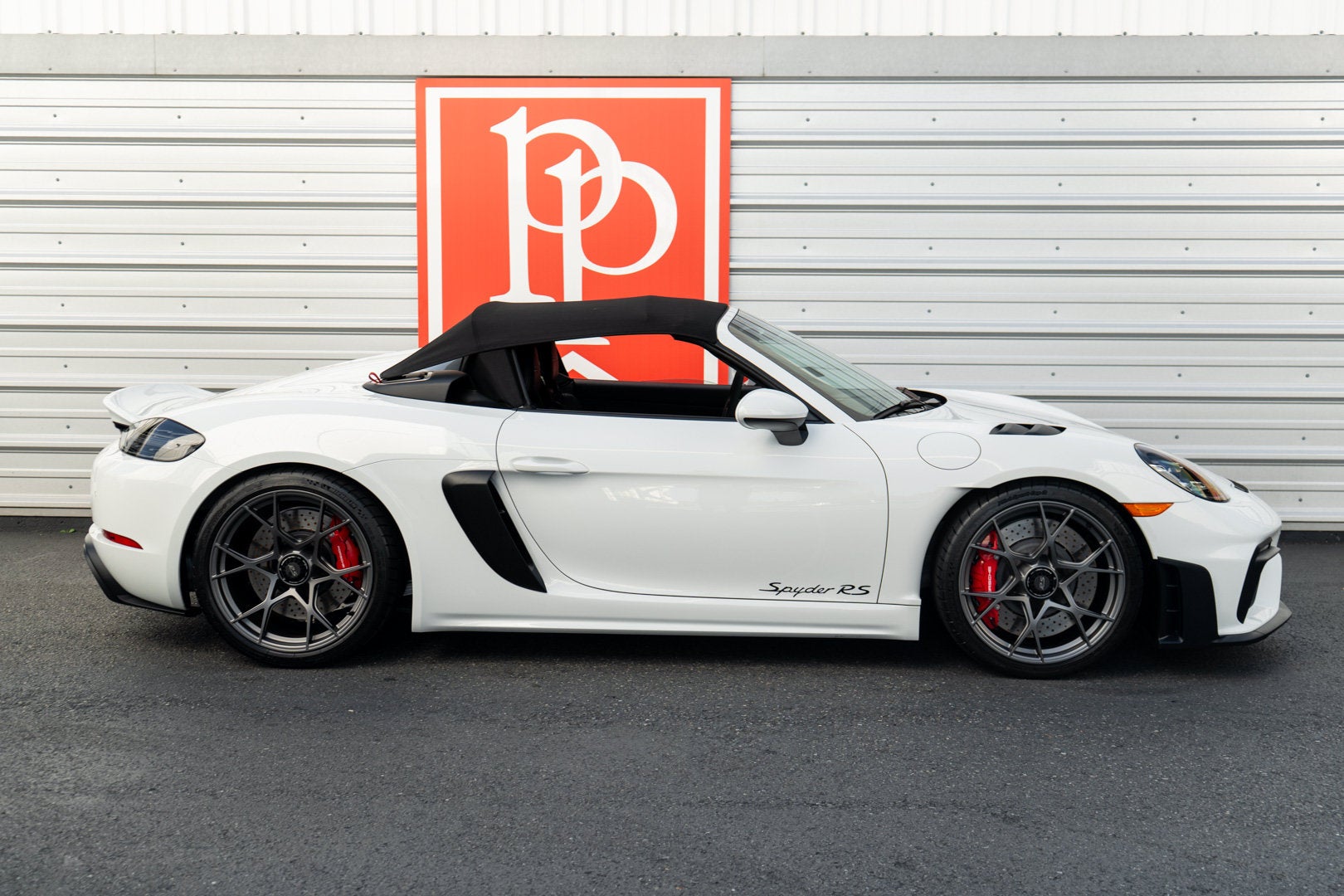 2025 Porsche 718 Spyder RS
