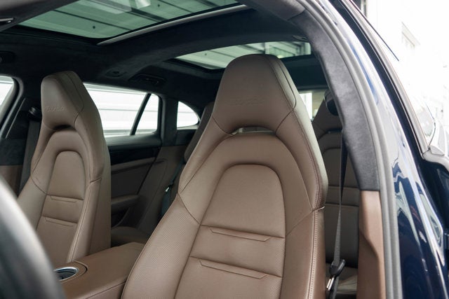 2018 Porsche Panamera Turbo Sport Turismo