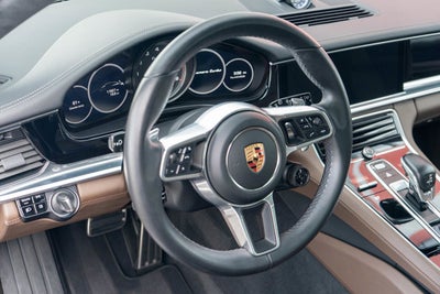 2018 Porsche Panamera Turbo Sport Turismo