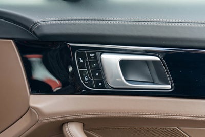 2018 Porsche Panamera Turbo Sport Turismo