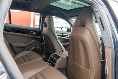 2018 Porsche Panamera Turbo Sport Turismo