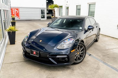 2018 Porsche Panamera Turbo Sport Turismo