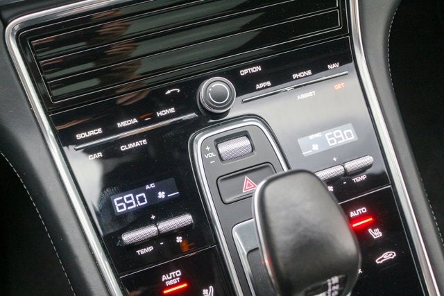 2018 Porsche Panamera Turbo