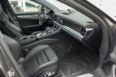 2018 Porsche Panamera Turbo