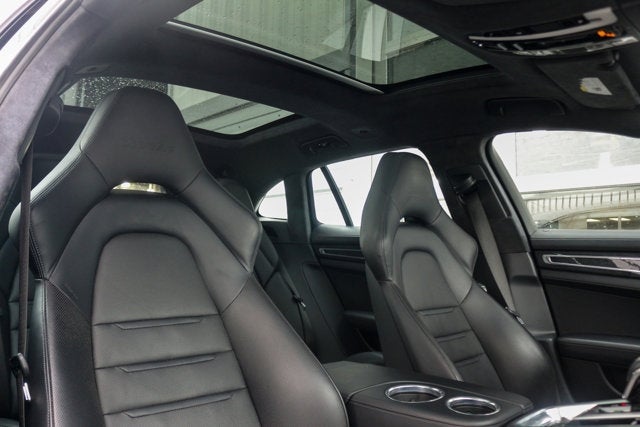 2018 Porsche Panamera Turbo