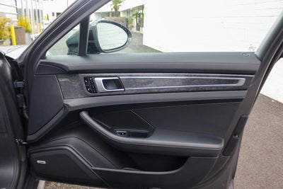 2018 Porsche Panamera Turbo