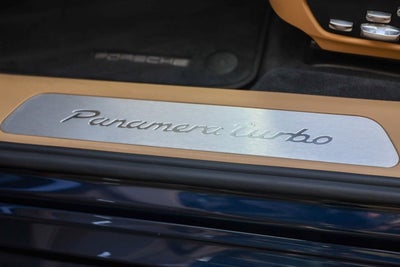 2019 Porsche Panamera Turbo