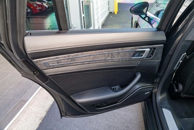 2018 Porsche Panamera Turbo Sport Turismo